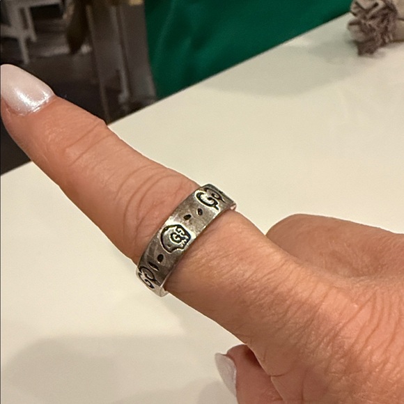 Gucci Silver Men's Ring - Picture 2 of 3